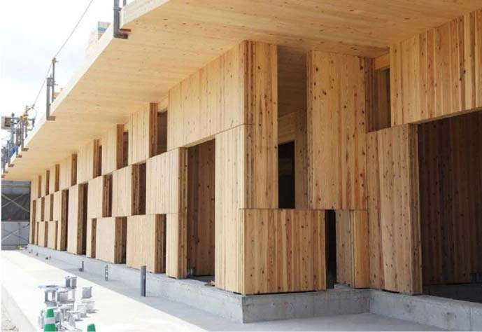 Muro de bloques a cuadros CLT resistente a los terremotos
