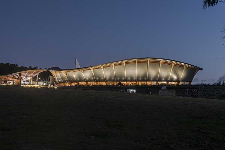 El Museo de Arte Contemporáneo en Uruguay, ícono de la madera en Latinoamérica